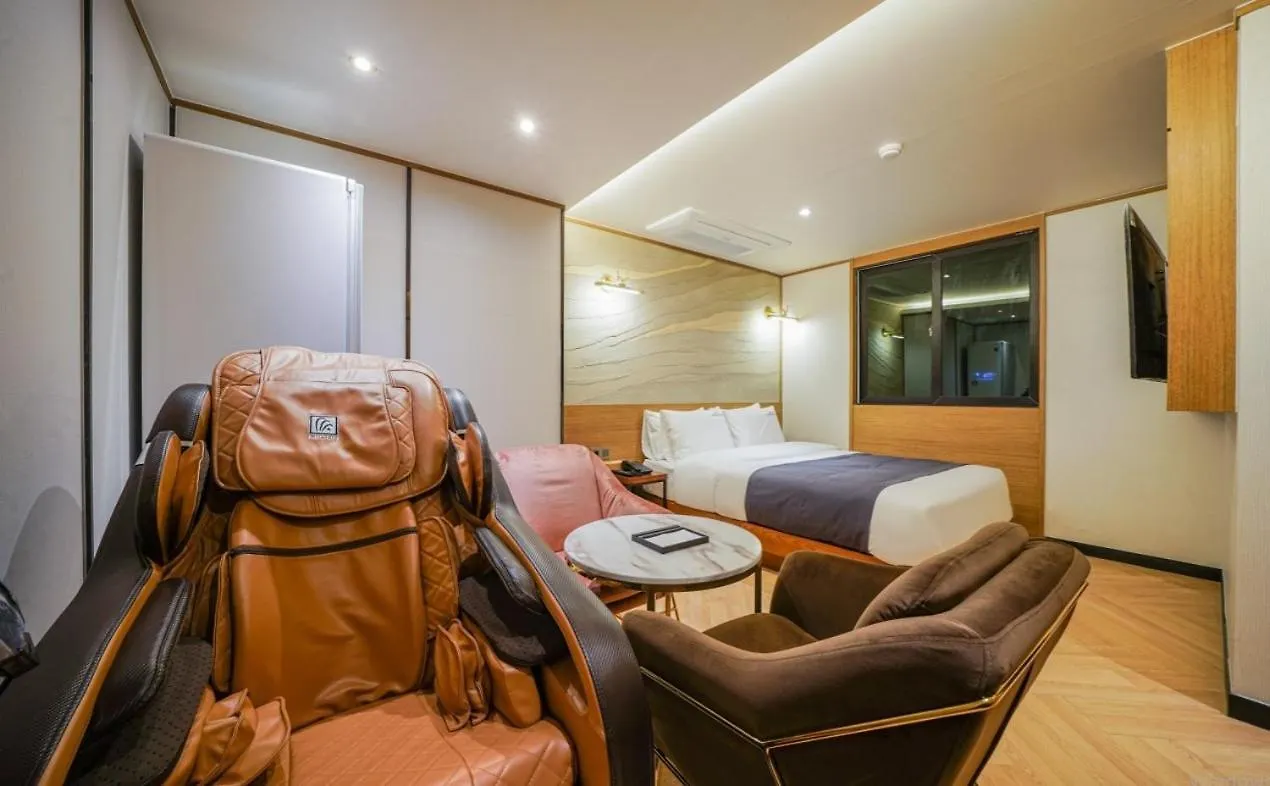 The Stone Bridge Hotel Dongnae Busan